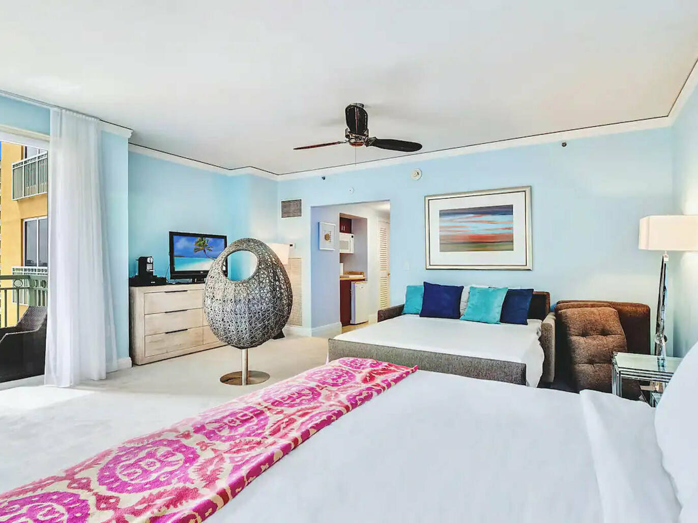 8 Best Beachfront Airbnbs in Miami Rent a jawdropping spot right on
