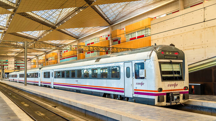 Renfe Media Distancia train at Zaragoza station