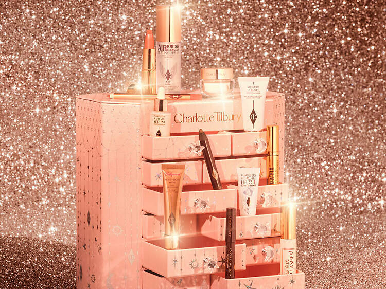 Charlotte Tilbury（$1,600）