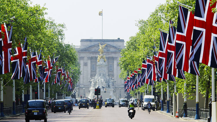 The Mall, Buckingham Palace