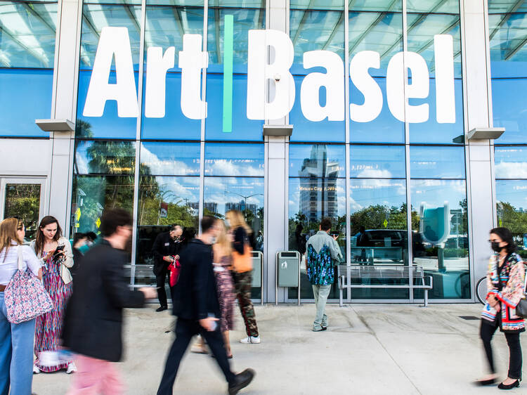Art Basel shifts Miami art fair dates, axing Sunday hours