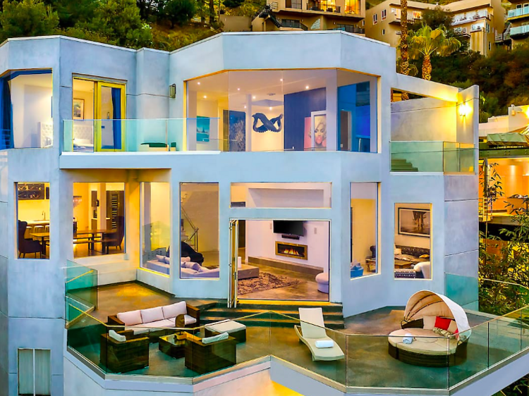 The luxury villa in the Hollywood Hills