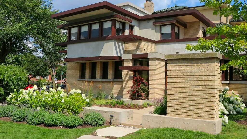 16 Best Chicago Airbnbs For 2024 Unique Properties To Book In Chicago   Image 