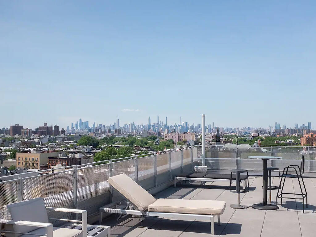 12 Coolest Airbnbs in New York City for 2023 Best Places to Stay in NYC