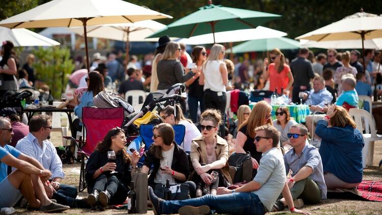 Crowds at Bendigo Uncorked Festival