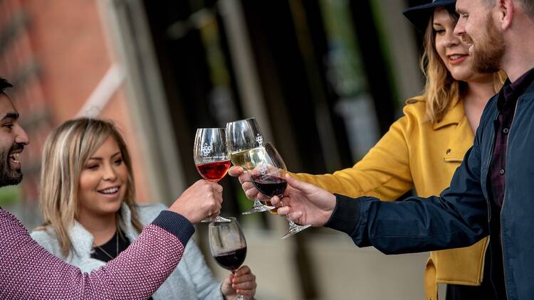 Wine fans at Bendigo Uncorked Festival