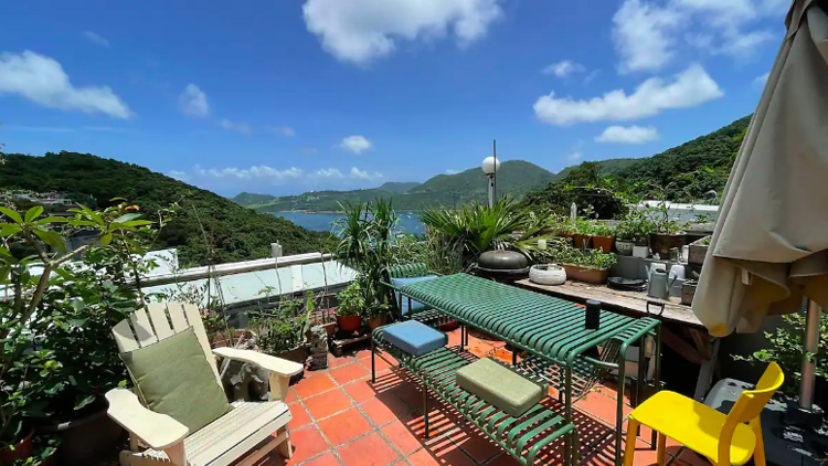 The lovely seaview apartment in Tai Au Mun