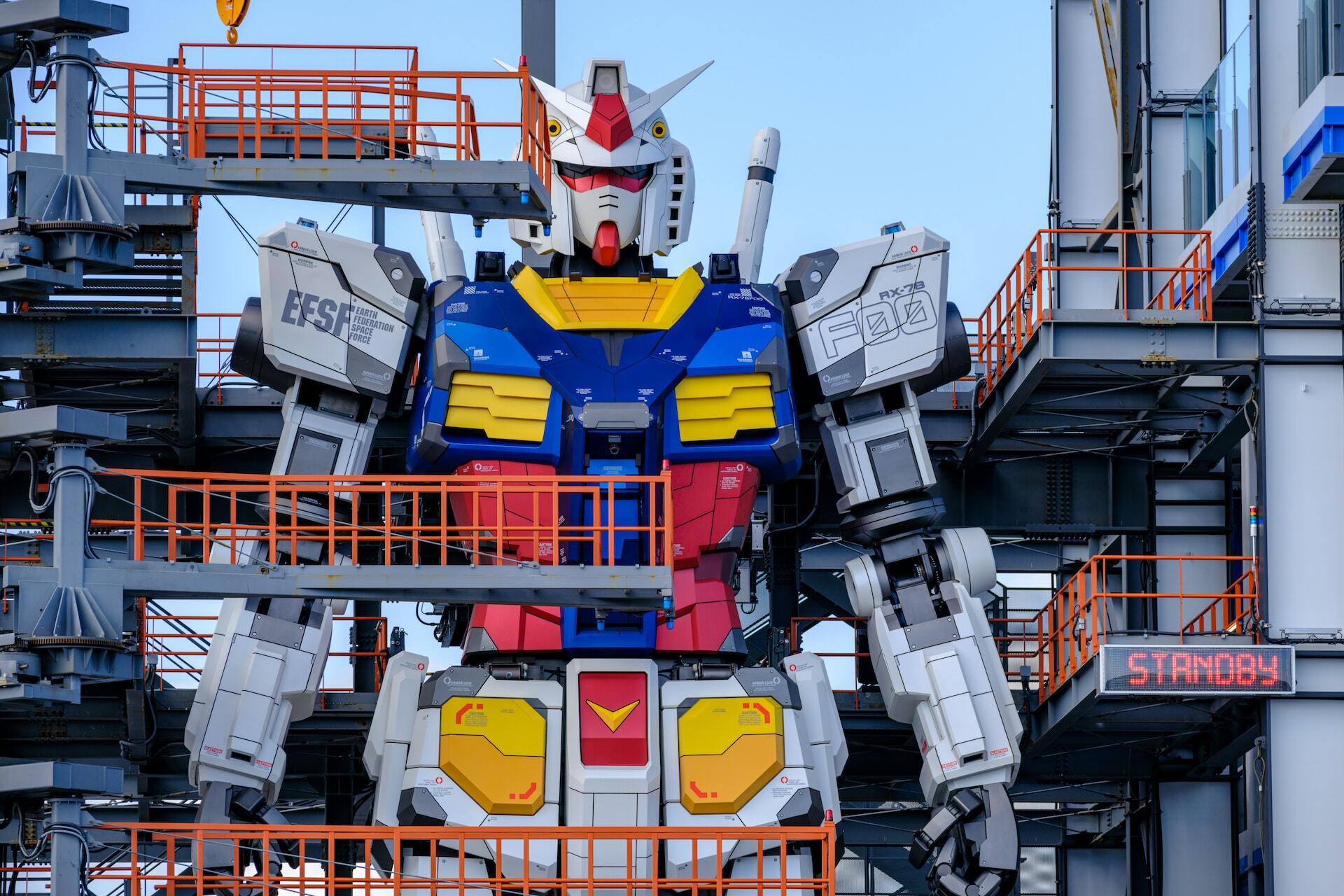 giant gundam robot