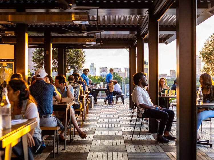 18 Best Rooftop Bars In Atlanta For Cocktails With A View 3489