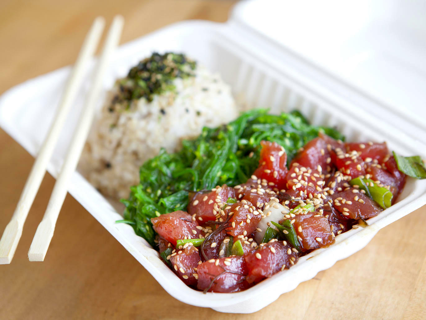 Poke Bowl Delivery in Long Beach - Order Poke Bowl Near Me Online