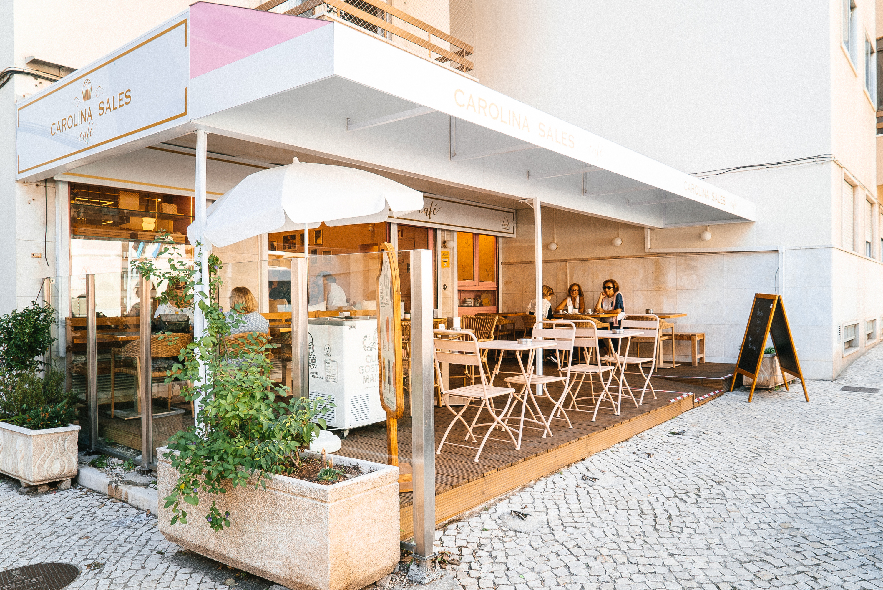 Carolina Sales Café