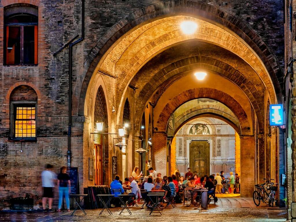 11 Best Day Trips From Milan, Italy Lake Como, Bologna and More