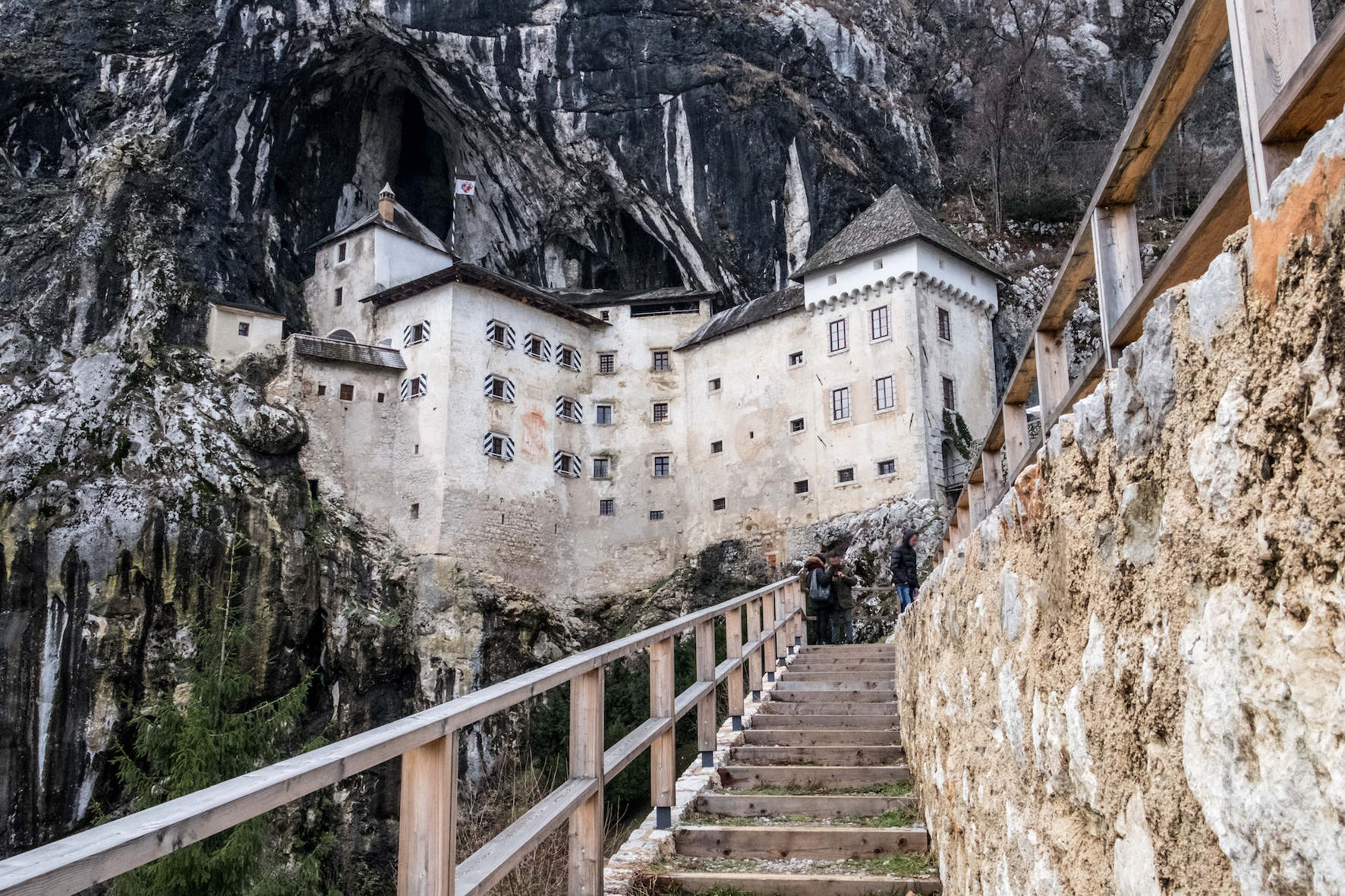 Castillo de Predjama. Eslovenia