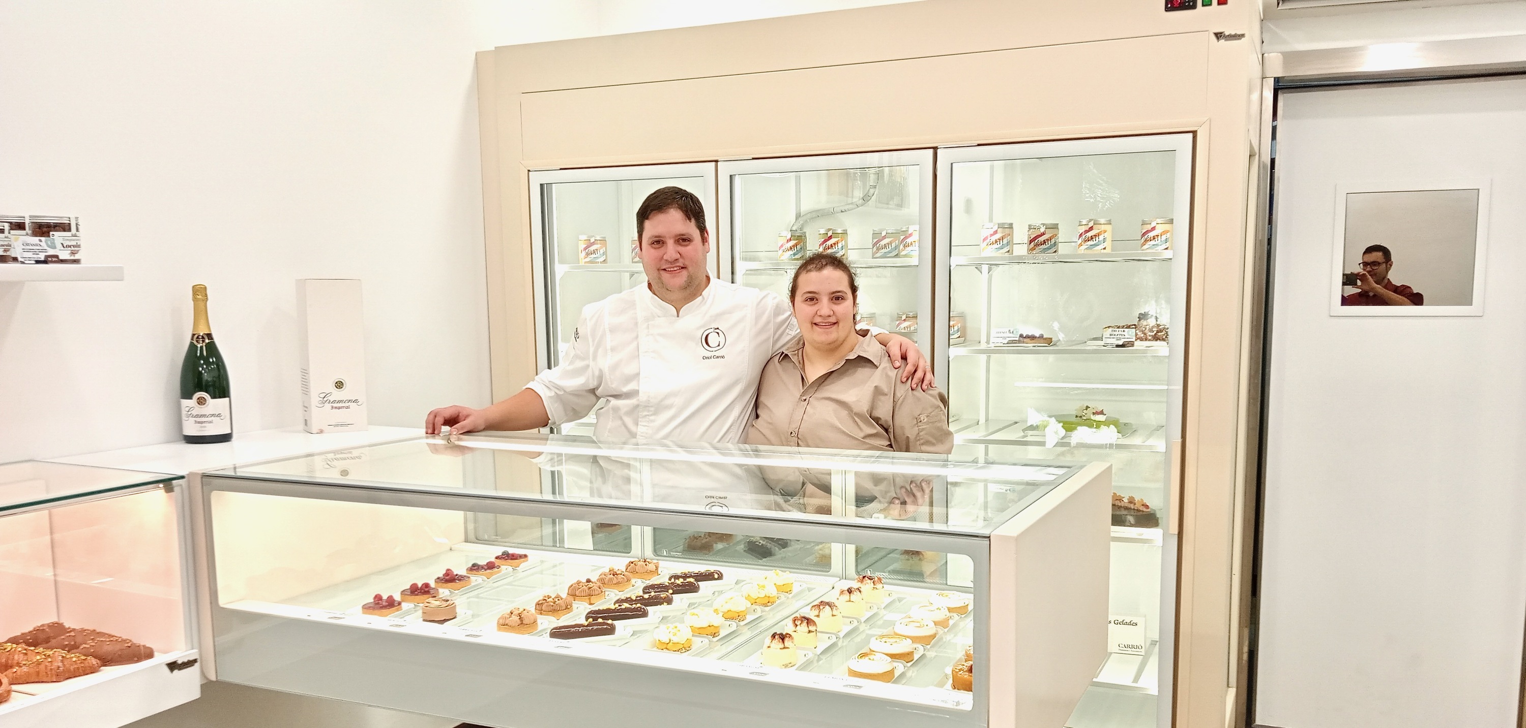 Anna y l'Oriol Carrió, pastelería veterana pero muy joven