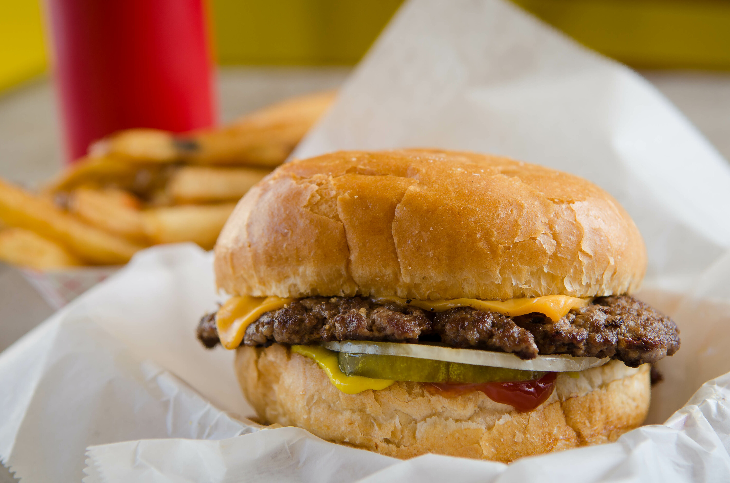 Edzo’s Burger Shop | Restaurants in Evanston, Chicago