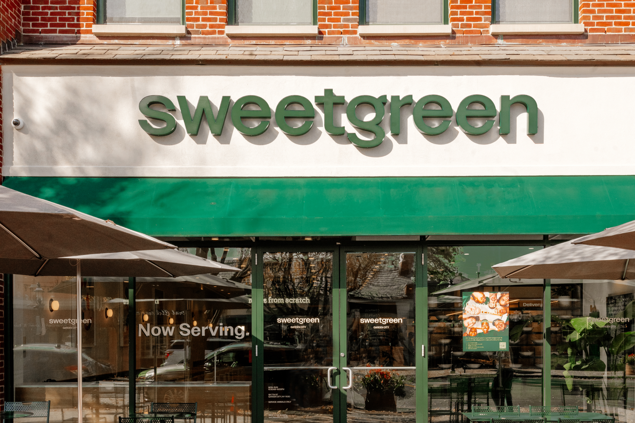 The first-ever Sweetgreen on Long Island is now officially open