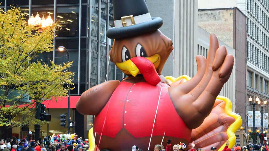 Chicago Thanksgiving Parade Things to do in Chicago