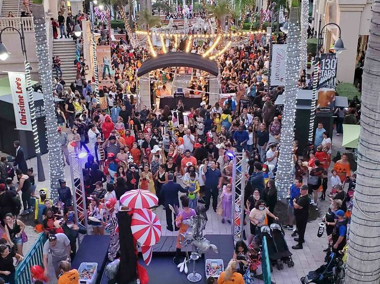 Sleepy Hollow Halloween at Gulfstream Park