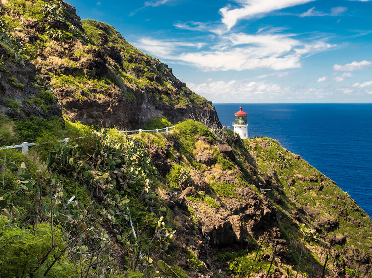 Makapuu Point Lighthouse Trail