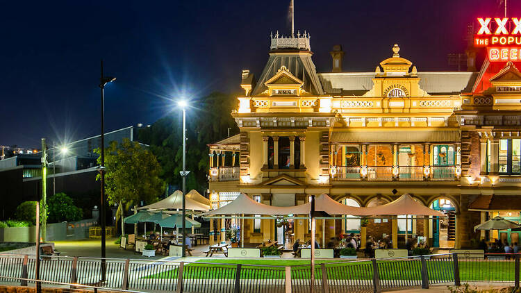 Breakfast Creek Hotel building