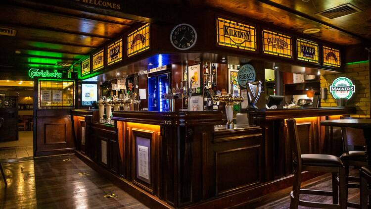 Gilhooley’s Irish Pub and Restaurant interior