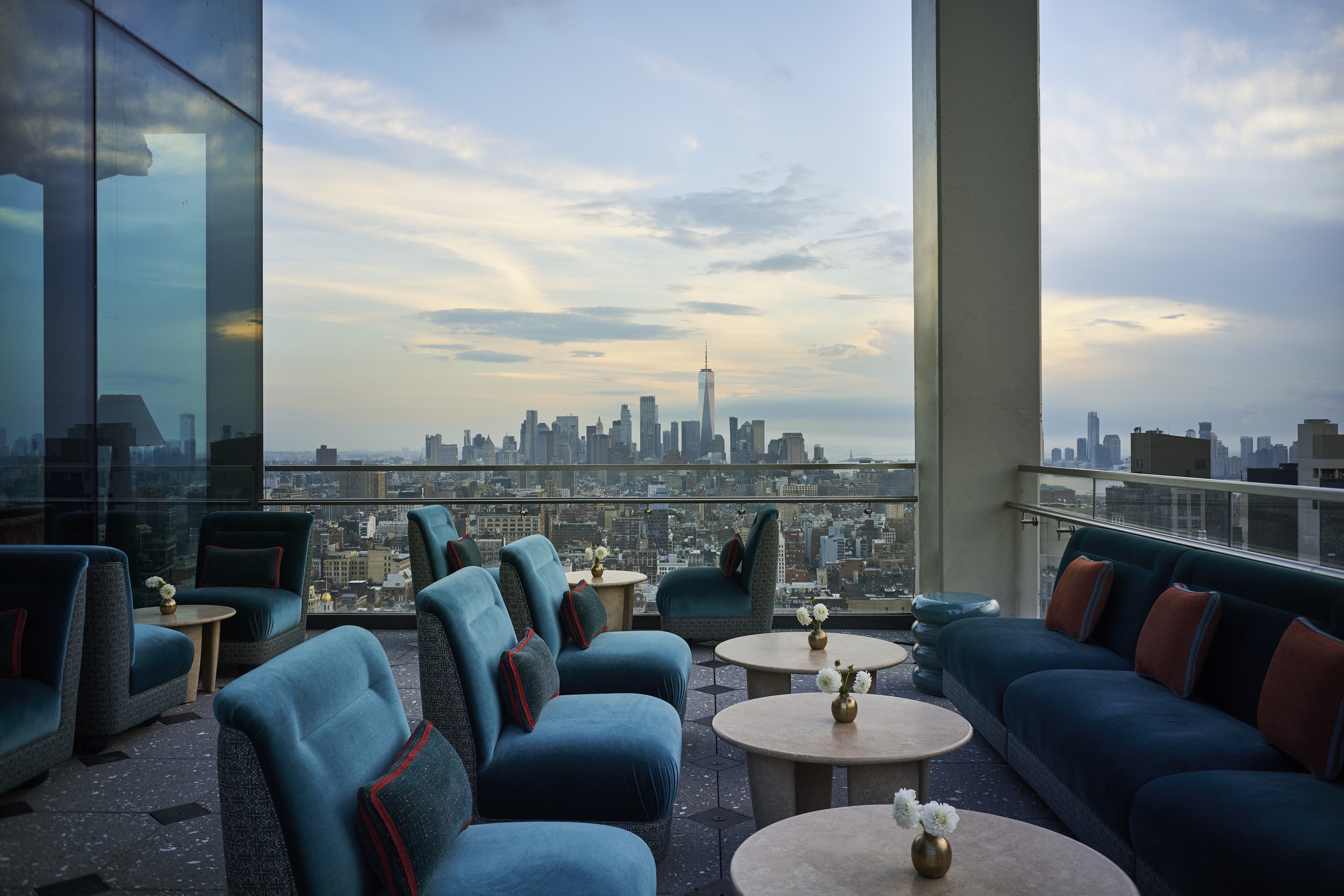 First Glance at the New Bar in the Old Four Seasons Space - The New York  Times