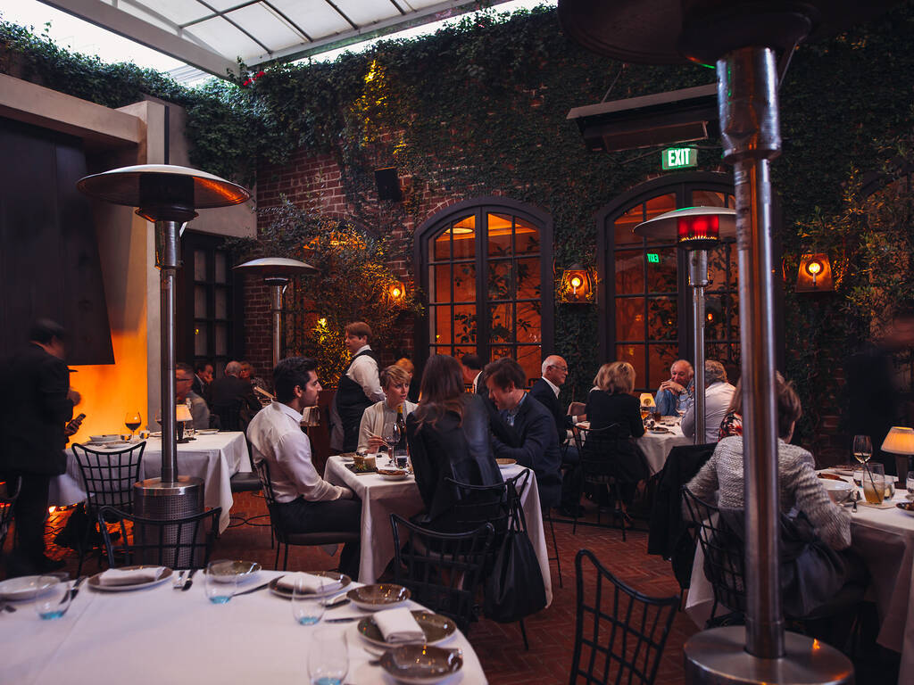 29 Best Beverly Hills Restaurants To Book Right Now