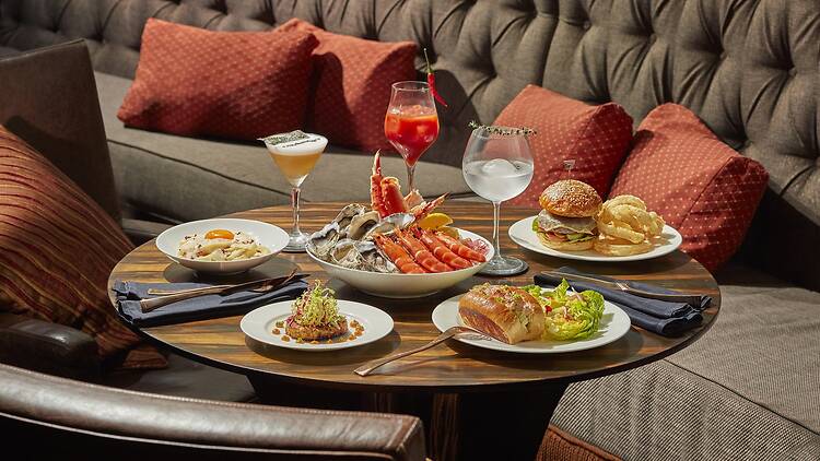 Astor Bar - cocktail brunch Astor Bar - cocktail brunch