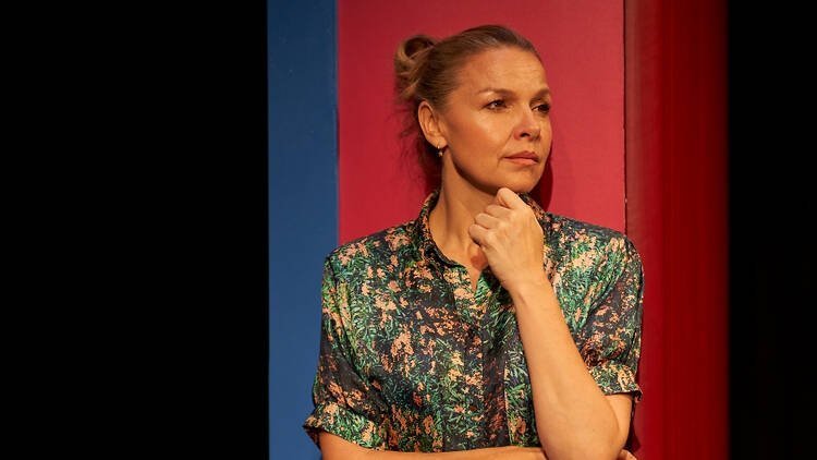 Justine Clarke in Girls and Boys