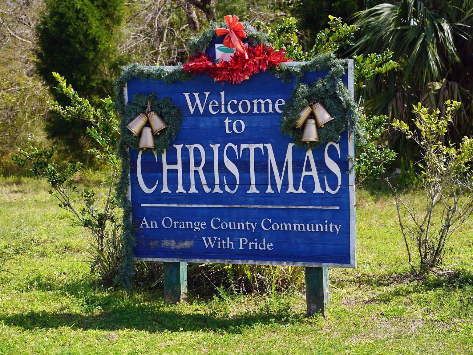 6 Best Christmas Villages and Towns In the World