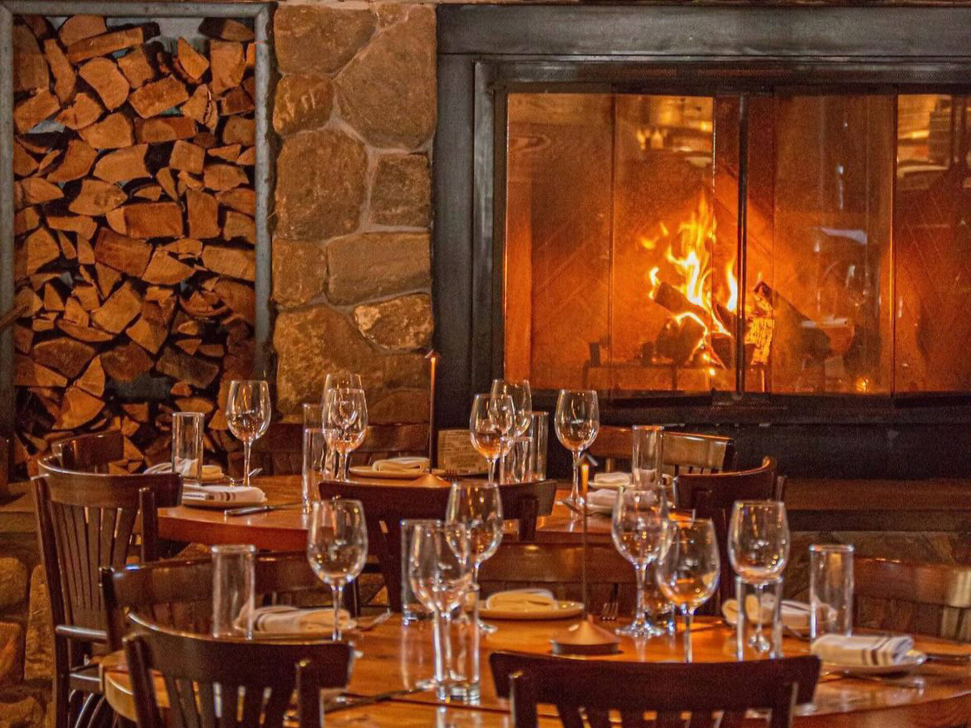 24 best restaurants with fireplaces in Boston to get cozy