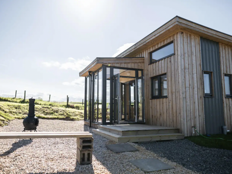 The off-grid tiny house in Fintry