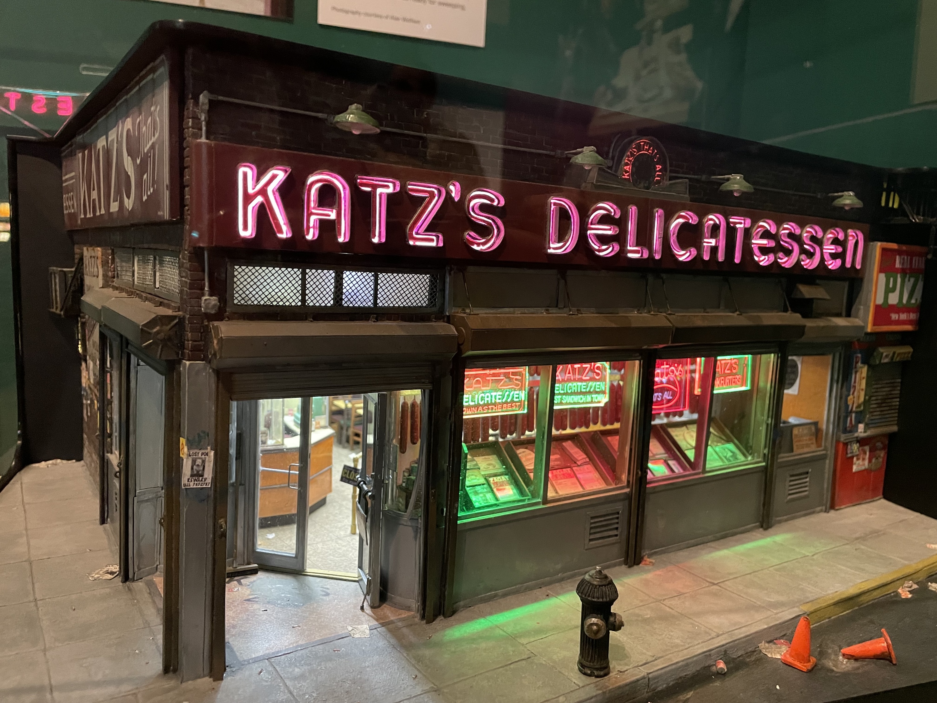 New York Mets - Check out the new Amazin' Deli interactive