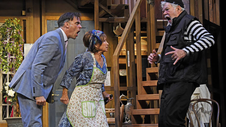 Noises Off Review Phoenix Theatre Michael Frayns Uber Farce Is Technically Dazzling But