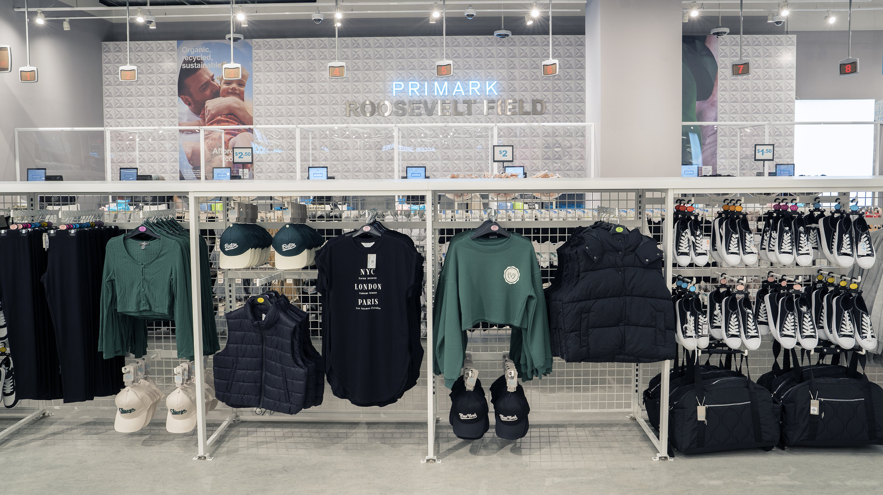 Primark abre nova loja em Long Island no Green Acres Mall