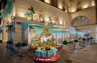 Tiffany and co discount pop up cafe miami