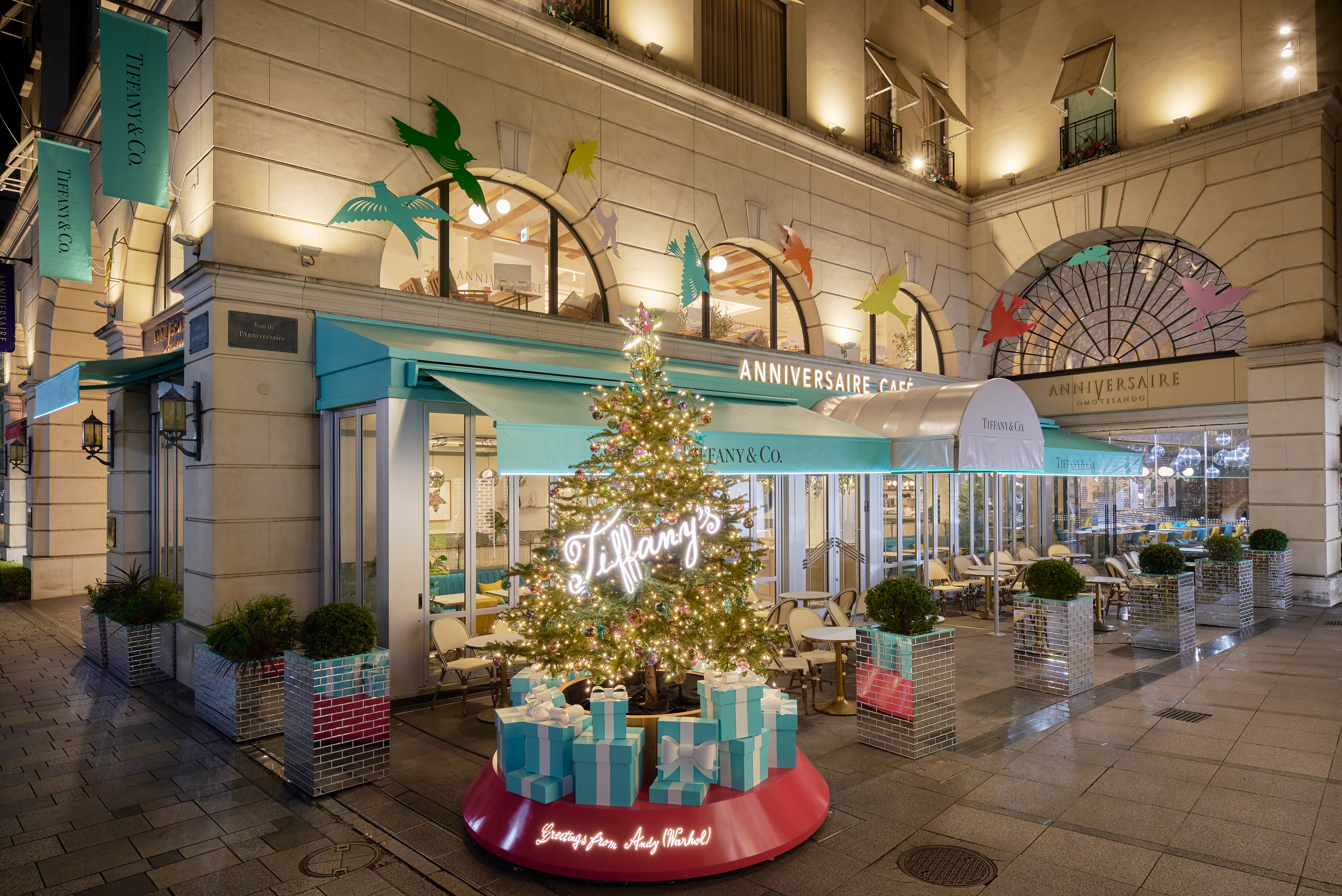 Tiffany & Co. Opens a Temporary Store in New York