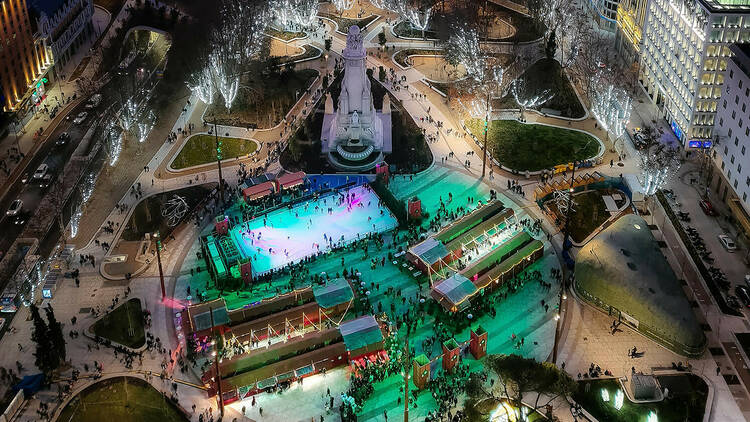 La Navideña Pista de hielo Plaza de España