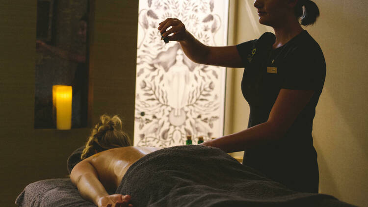 Signature Deep Relief KLORIS CBD Oil Massage at Cloud Twelve Spa