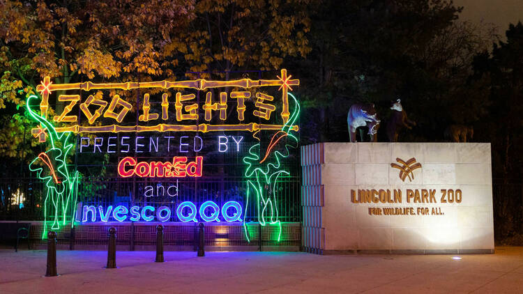 Lincoln Park Zoo entrance to Zoo Lights