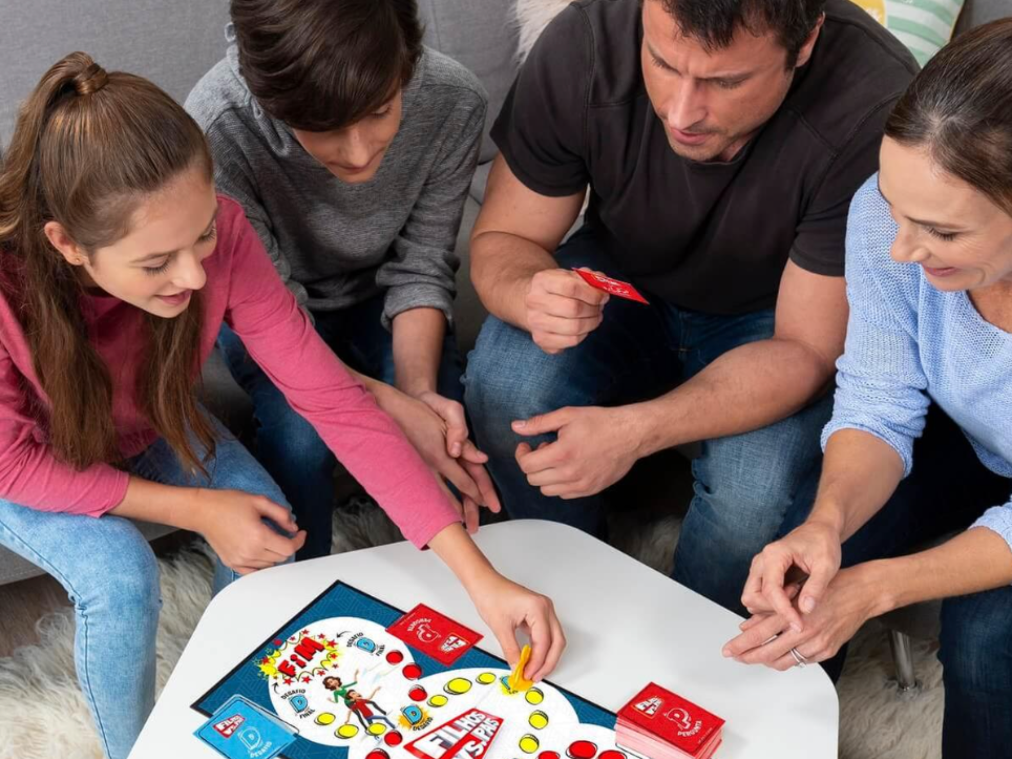 Divertidos Jogos de Família para Miúdos desafiarem Graúdos - Livro -  Bertrand