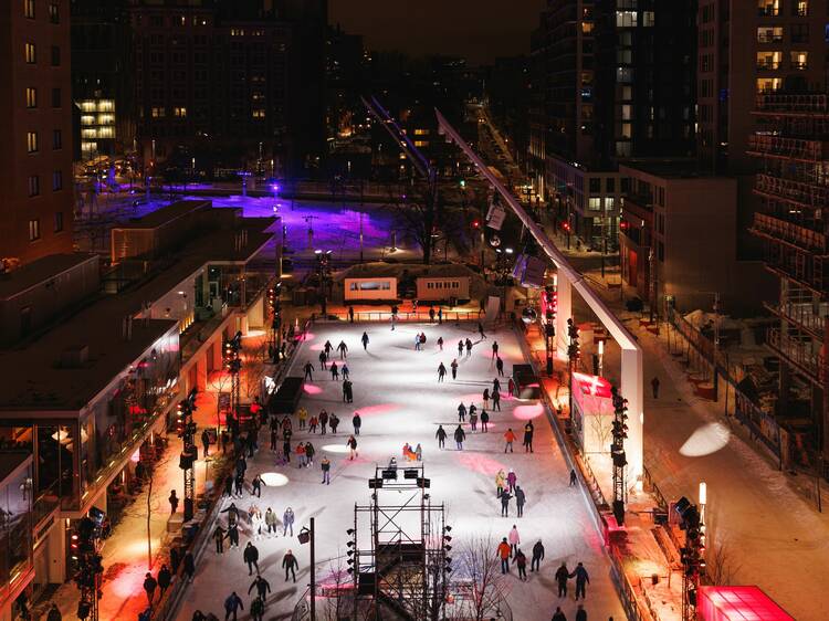 Faire du patin à glace