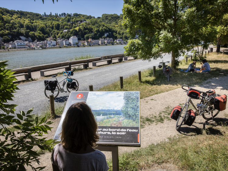 Longer la Seine et ses joyaux à vélo