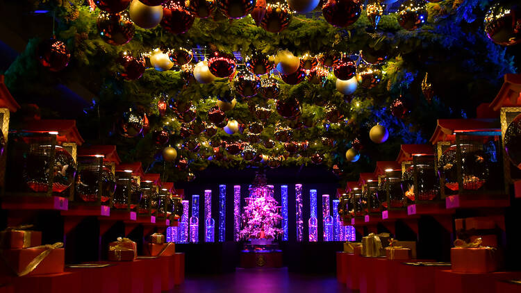 Art Aquarium Museum: Christmas edition | Things to do in Tokyo