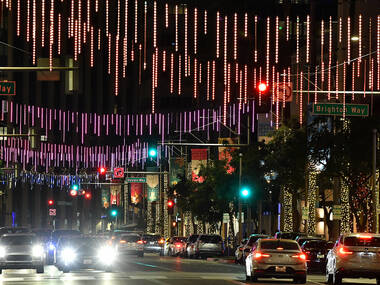 17 Best Places to See Christmas Lights in Los Angeles