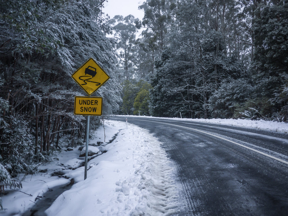 Uh oh: it's snowing in Victoria, just two weeks before Christmas