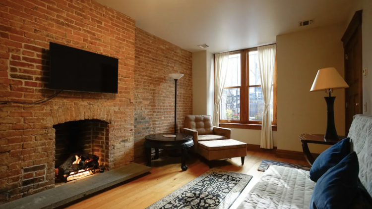 The chic brownstone in Harlem