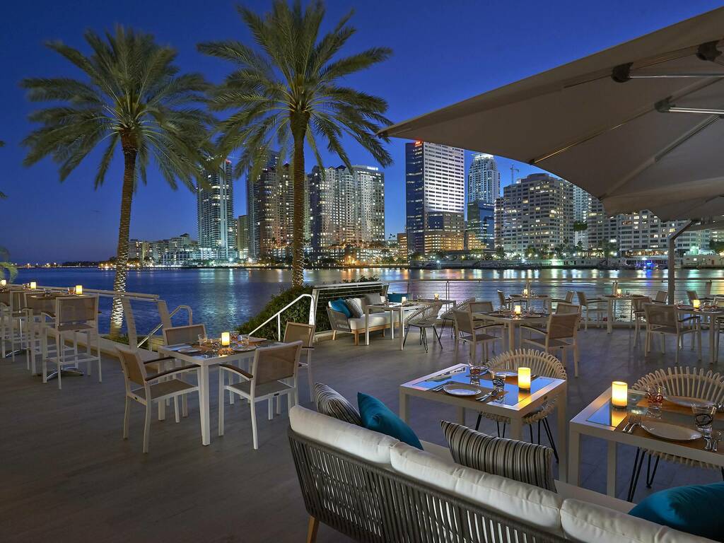 24 Best Waterfront Restaurants in Miami for Dining with a View