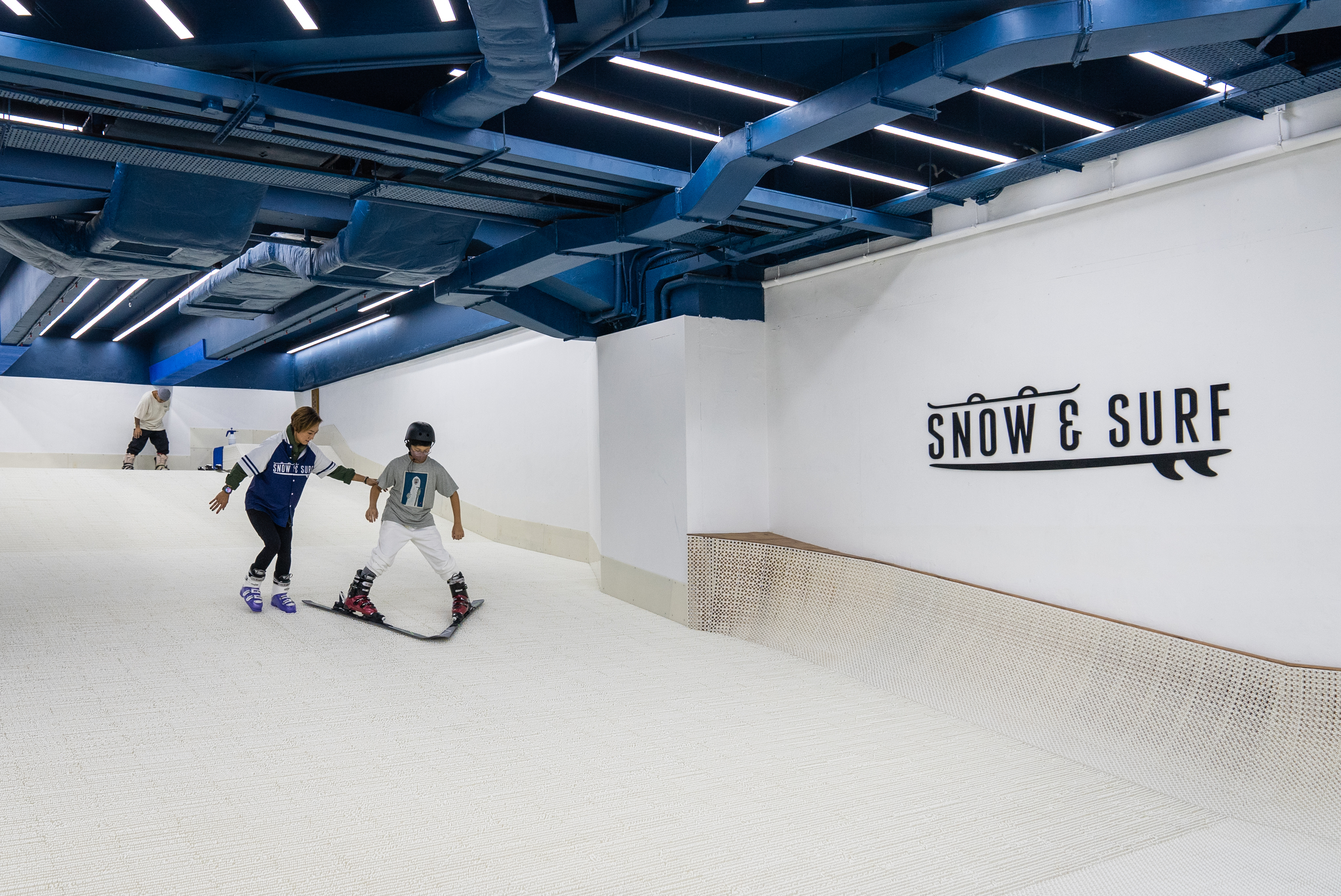 Hong Kong’s first snow sports and surfing centre opens in Kwai Chung