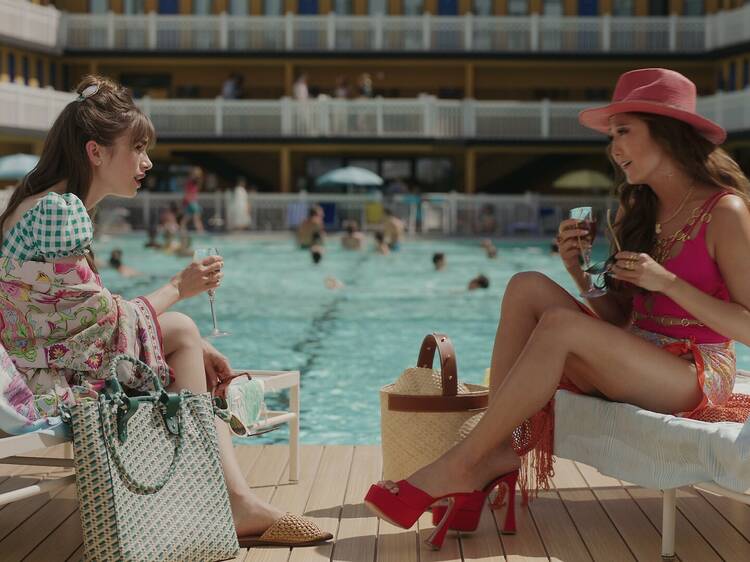 Un}Glamorous Paris: La Piscine